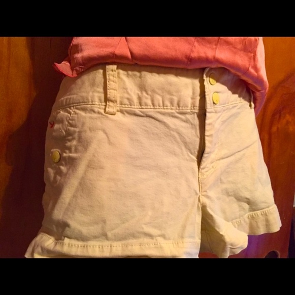 🇺🇸American Eagle Outfitters Yellow Size 8 Shorts